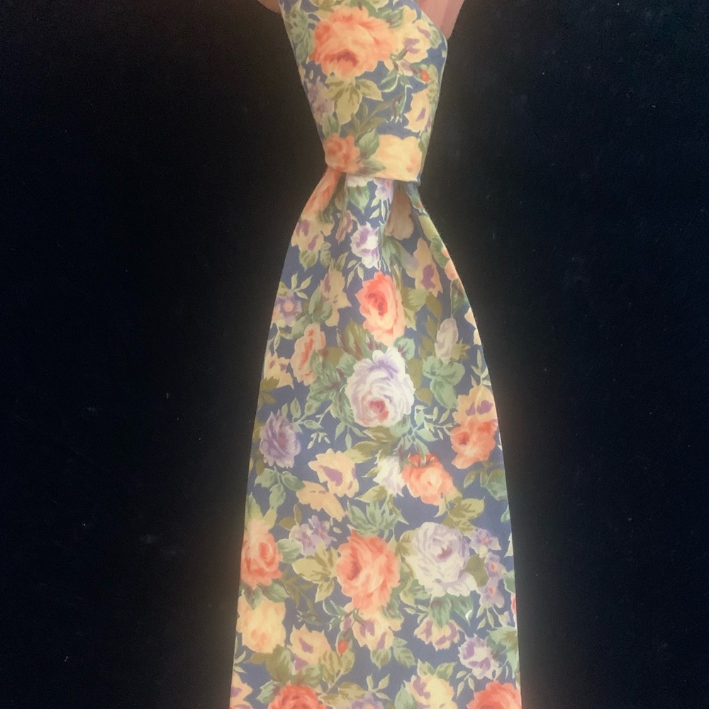 JT BECKETT 100% Cotton Floral Tie